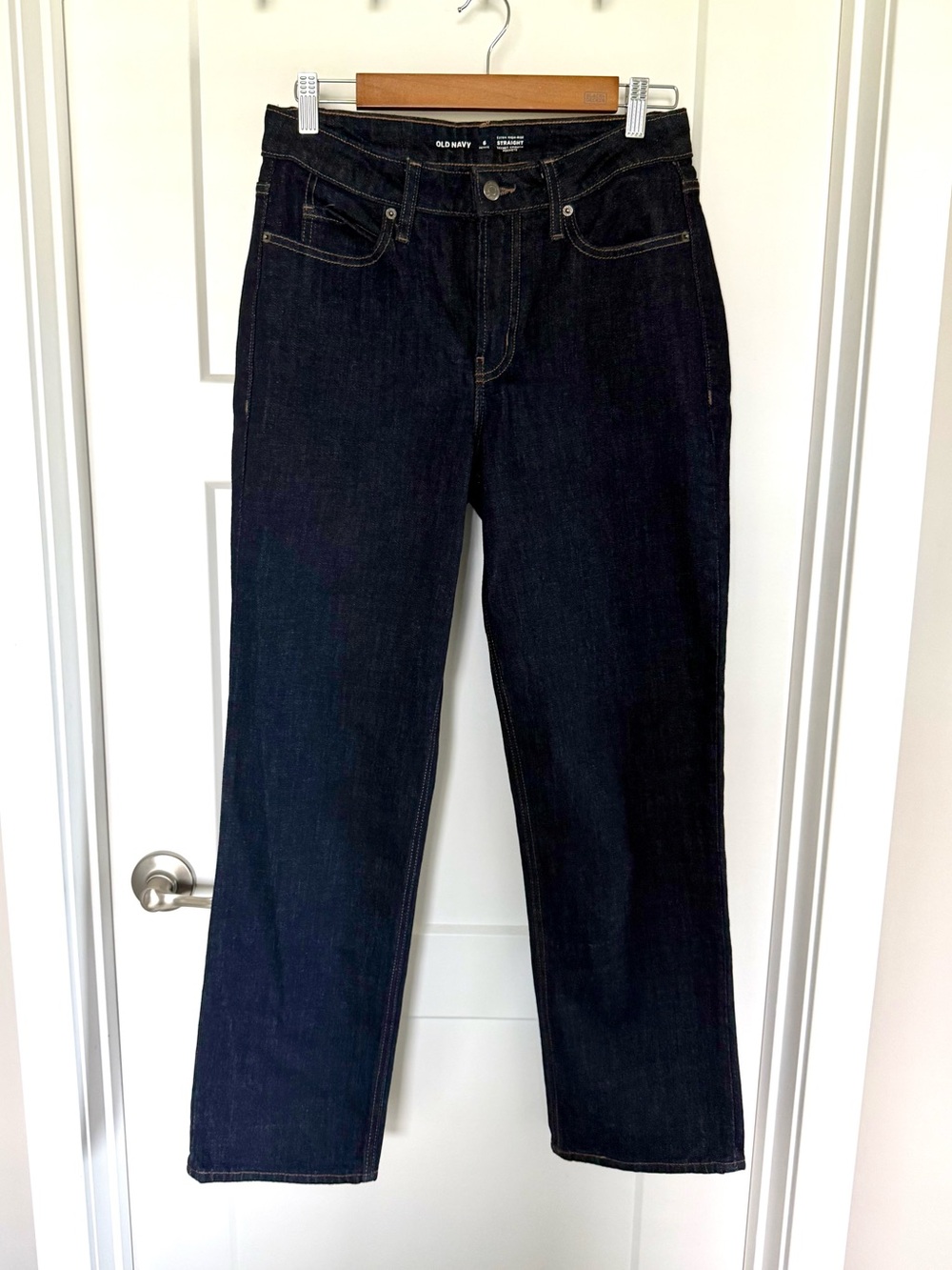 Old Navy Women's Indigo Straight-Leg Jeans Size 6 Petite